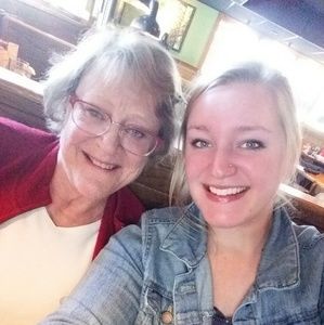 Meet your Posher, Agneta